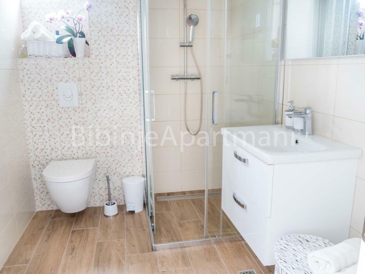 Ana I Ljubo Apartment ซูโกชัน ภายนอก รูปภาพ