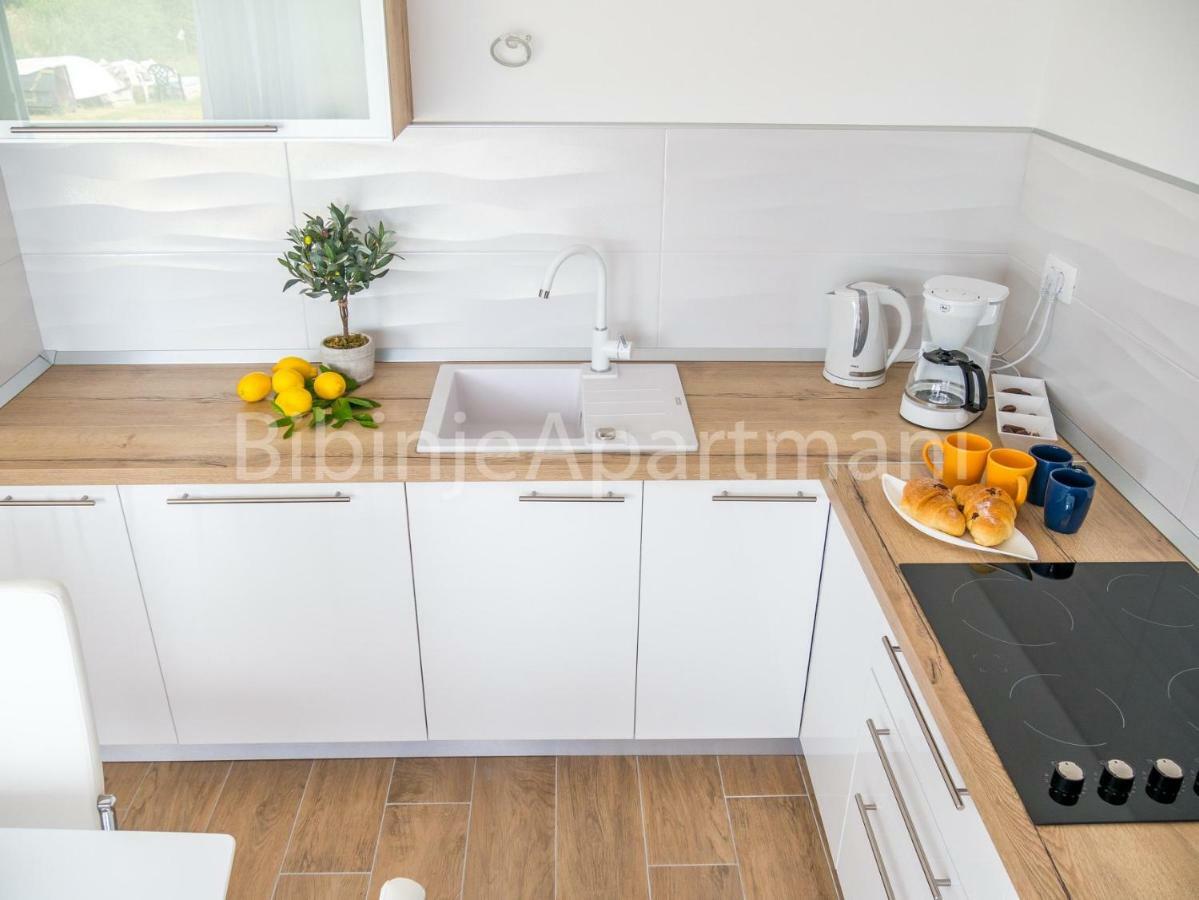 Ana I Ljubo Apartment ซูโกชัน ภายนอก รูปภาพ